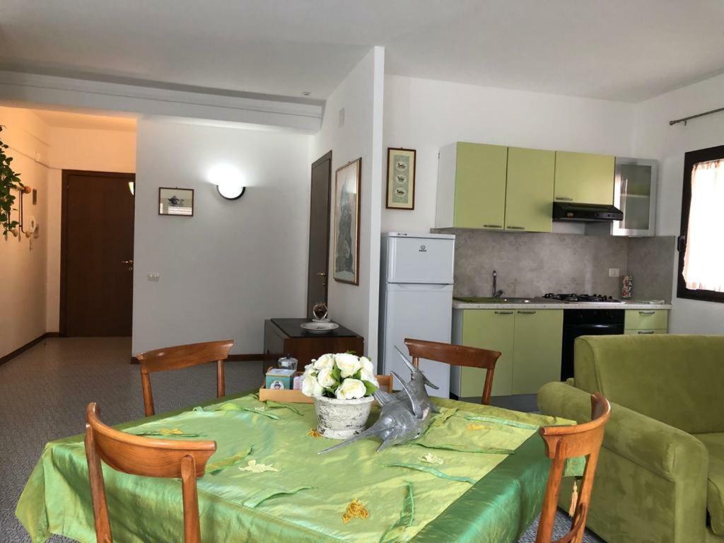 Bilocale Milu - Milu Holidays La Maddalena  Exteriör bild