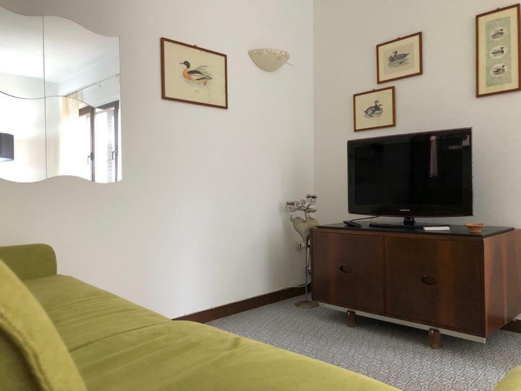 Bilocale Milu - Milu Holidays La Maddalena  Exteriör bild